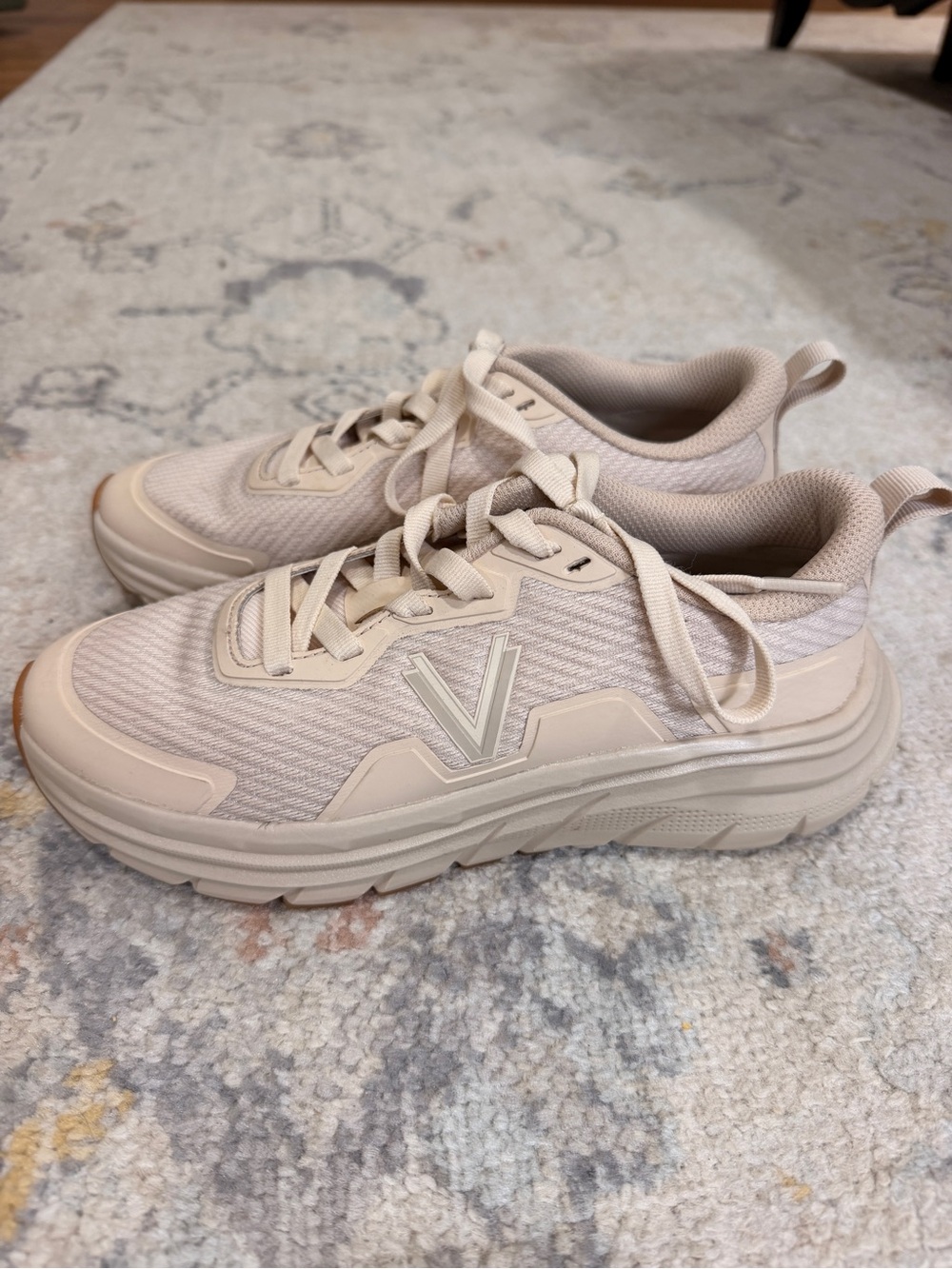 Vionic Beige Women's Athletic Sneakers